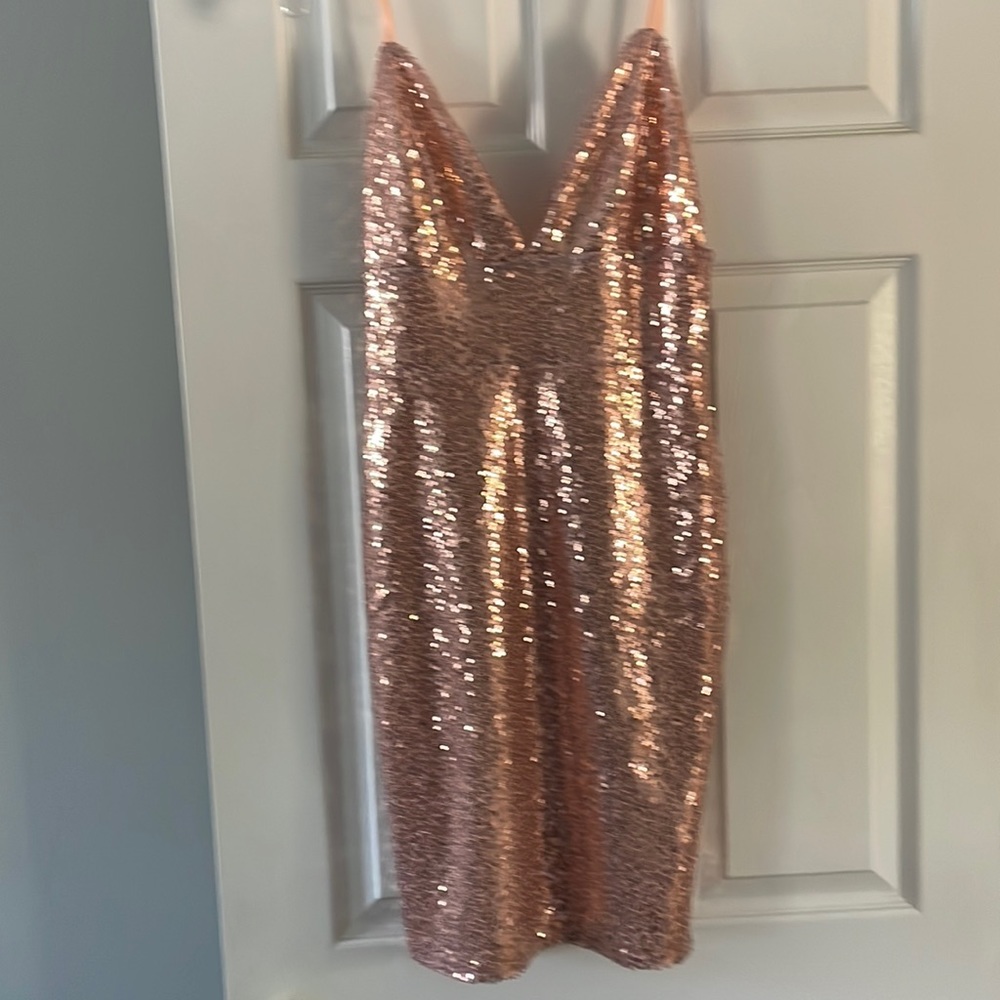 Pink sequinned dress - S